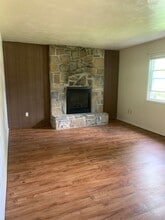 Building Photo - 503 West Dr
