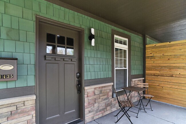 Building Photo - Fully Furnished 2BD Duplex in the Heart of...