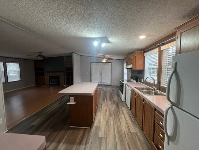 Photo - Peden Point/Mrytle Grove/Masonboro Loop South Wilmington 2 garage garage! Oak Trees! Covered Porch! House