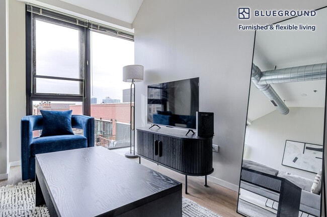 Foto del edificio - 211 W Scott St