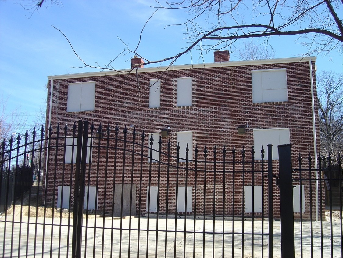 Building Photo - 3548-3550 Minnesota Ave SE