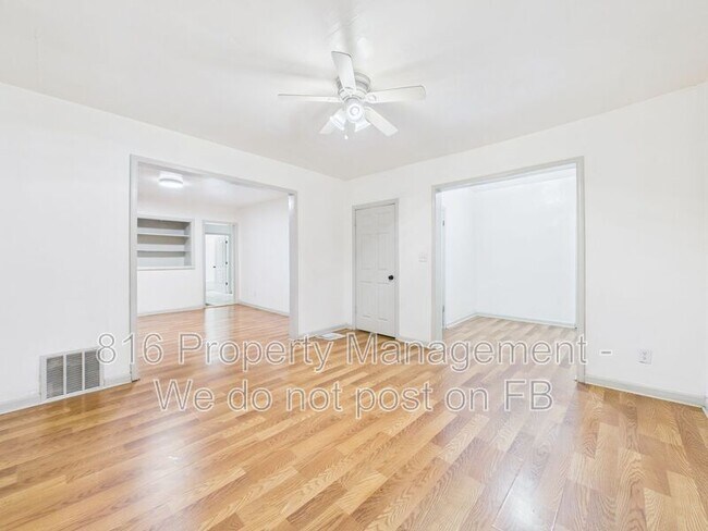 Building Photo - 2710 Park Ave