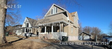 Building Photo - 2042 E St