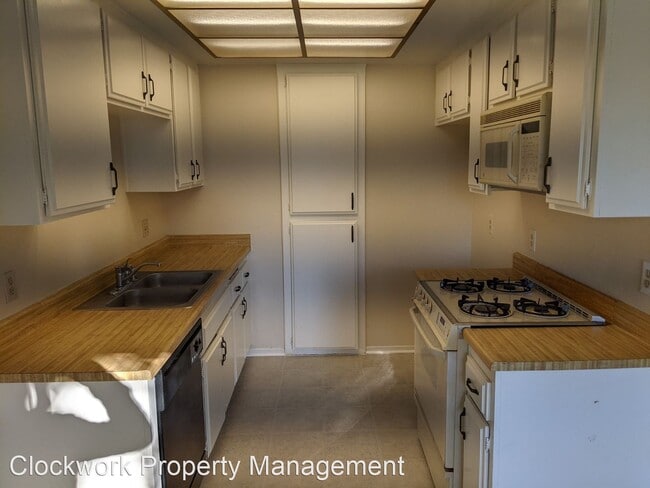 Building Photo - 3 br, 2 bath House - 20288 Clear River Ln