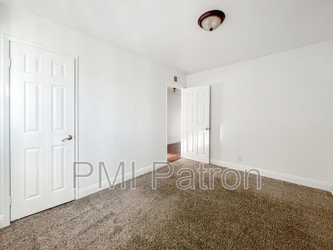 Building Photo - 6726 Yosemite Dr