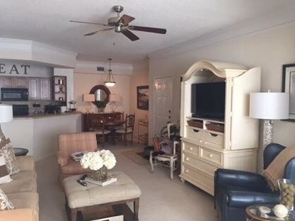 Foto del edificio - 9303 Myrtlewood Cir W