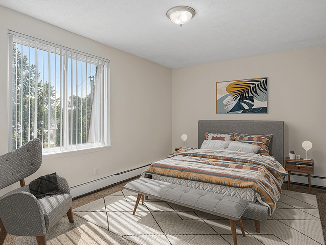 Large Bedroom with Natual Light - Lakecrest Apartments