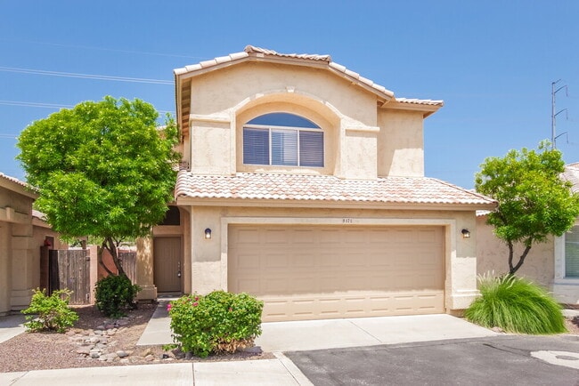 Building Photo - 2221 E Union Hills Dr