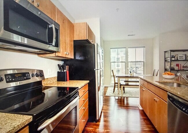 Building Photo - 3 Repton Pl