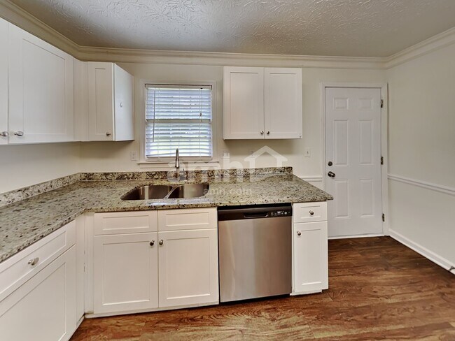 Building Photo - 2718 Ridgely Ct