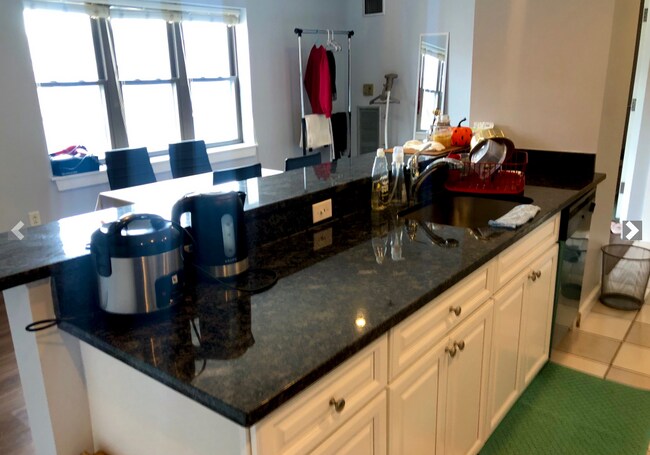 Foto del edificio - 476 Commonwealth Ave