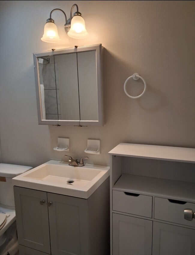 Foto del edificio - 5301 E 18th Ave