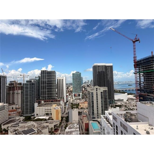 Foto del edificio - 133 NE 2nd Ave