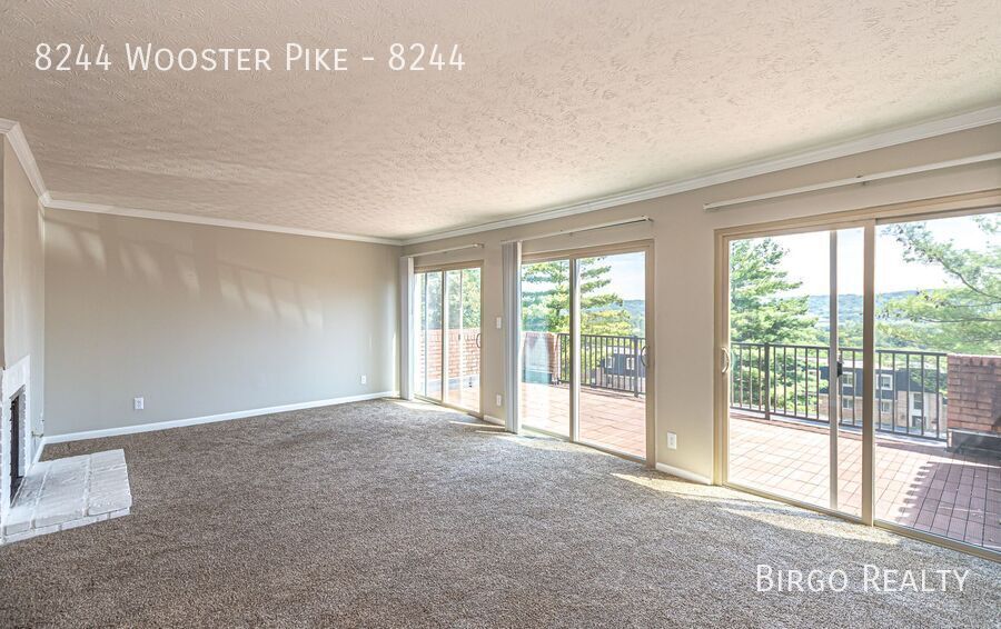 Foto principal - HUGE 3 Bed/2.5 Bath TOWNHOME in Mariemont ...