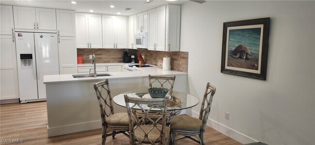 Foto del edificio - 1051 Foxfire Ln