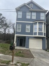 Building Photo - 738 Prince Pl NW