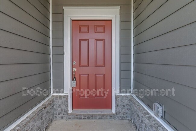 Foto del edificio - 3418 Hattie Ln