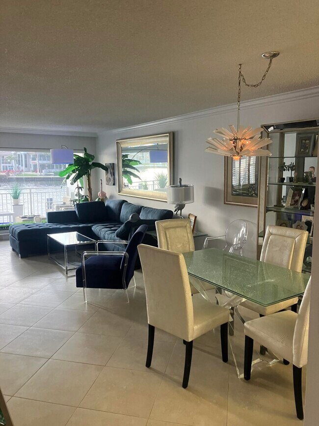 Foto del edificio - 3114 S Ocean Blvd