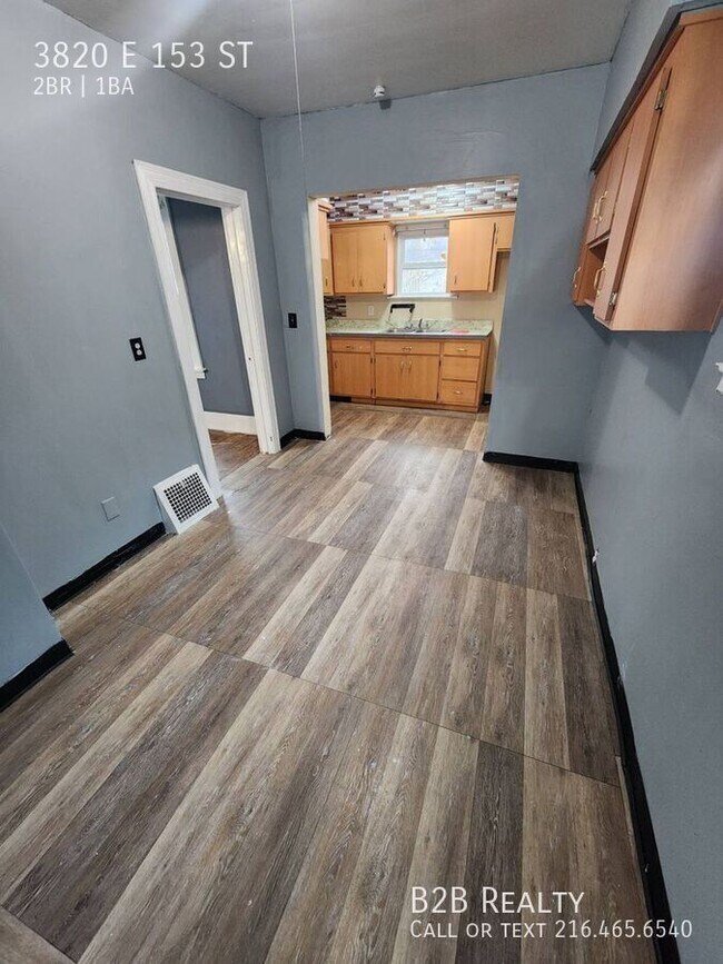 Foto del edificio - 3820 E 153rd St