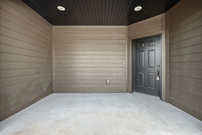 Building Photo - Brand New Duplex in Fayetteville!