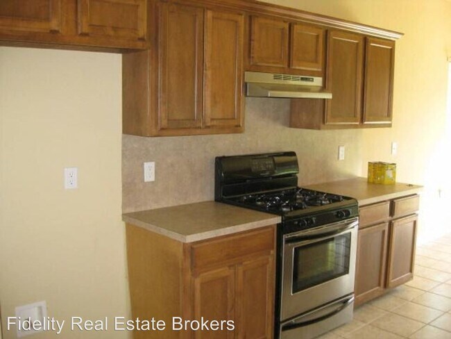 Building Photo - 4 br, 2 bath House - 16308 Sonoma Lake Blvd