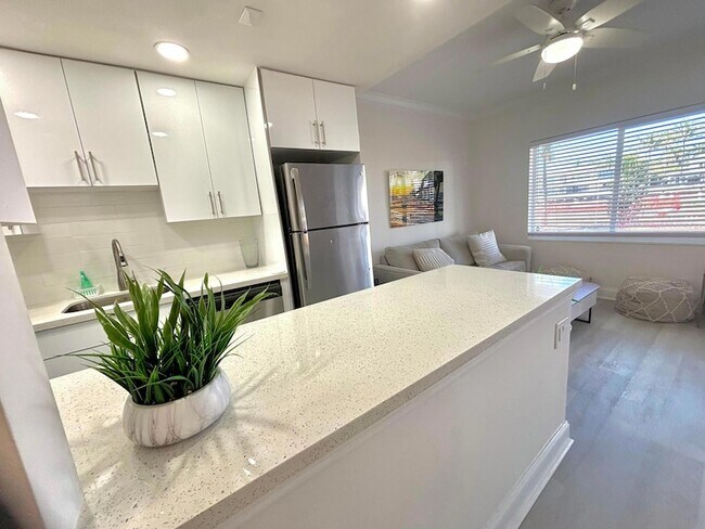 Foto del edificio - 1035 Spanish River Rd