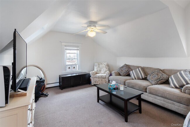 Foto del edificio - 172 Harrison Ave