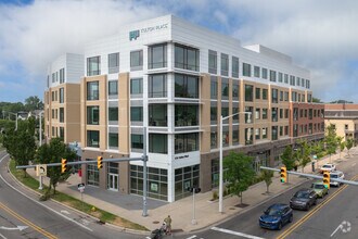 Building Photo - THE 616