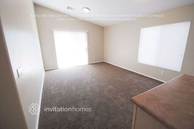 Foto del edificio - 146 N 223rd Ave