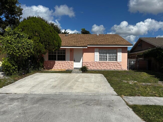 Foto del edificio - 3919 Wilshire St