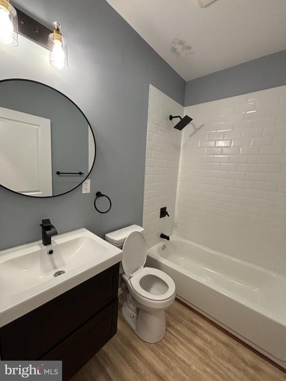 Foto del edificio - 635 N 52nd St