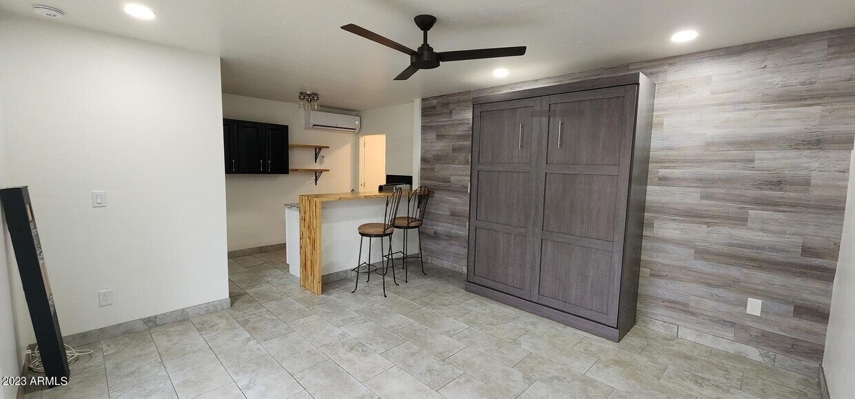 350 Los Altos Dr Unit 3, Wickenburg, AZ 85390 Room for Rent in