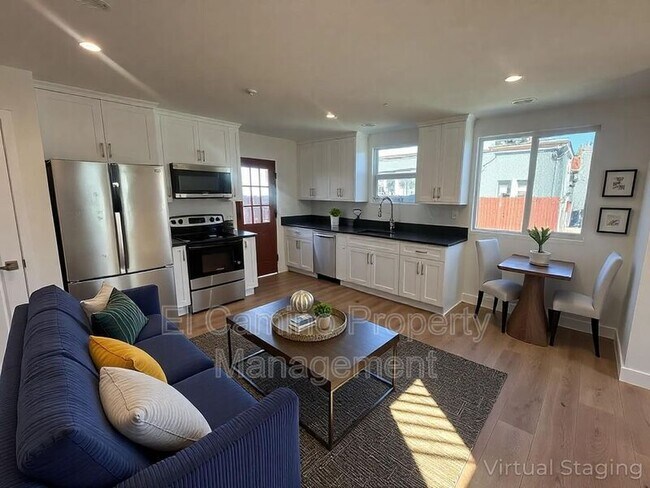 Foto del edificio - 8727 Dalton Ave