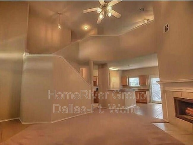 Building Photo - 9840 Old Field Dr