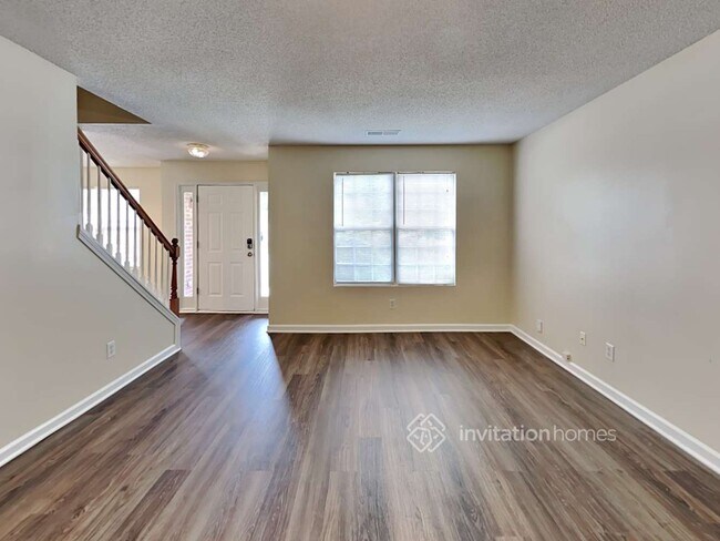 Building Photo - 2717 Fort Hampton Ct