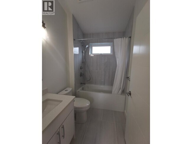 Photo du bâtiment - 3551 W 17th Ave
