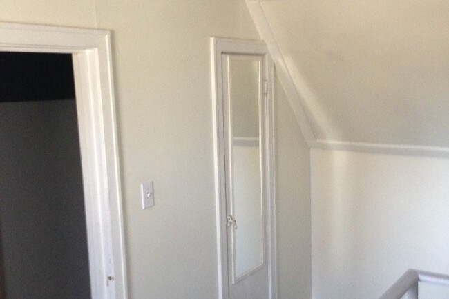 Foto del edificio - 917 S University Ave