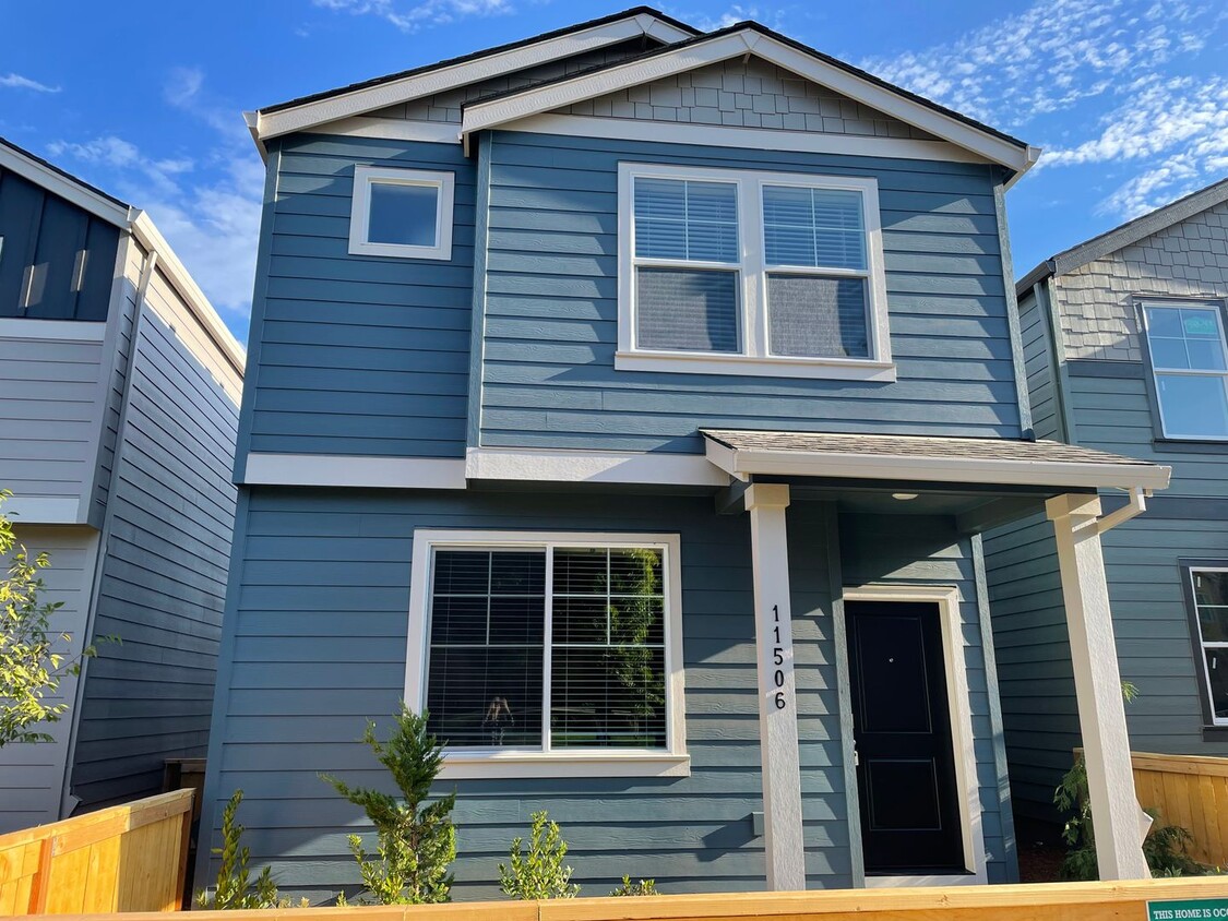 Foto principal - BEAUTIFUL 3 Bed 2.5 Bath Home in Vancouver...