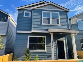 Building Photo - 11506 NE Angelo Dr