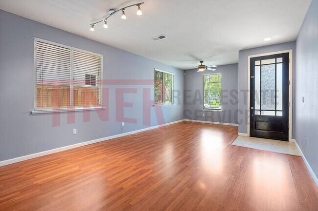 Building Photo - 5044 Kokomo Dr