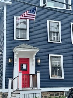 Building Photo - 64 Front St