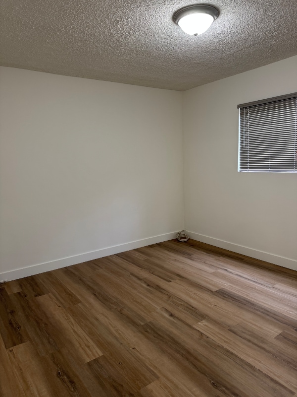 Building Photo - 14423 Berendo Ave