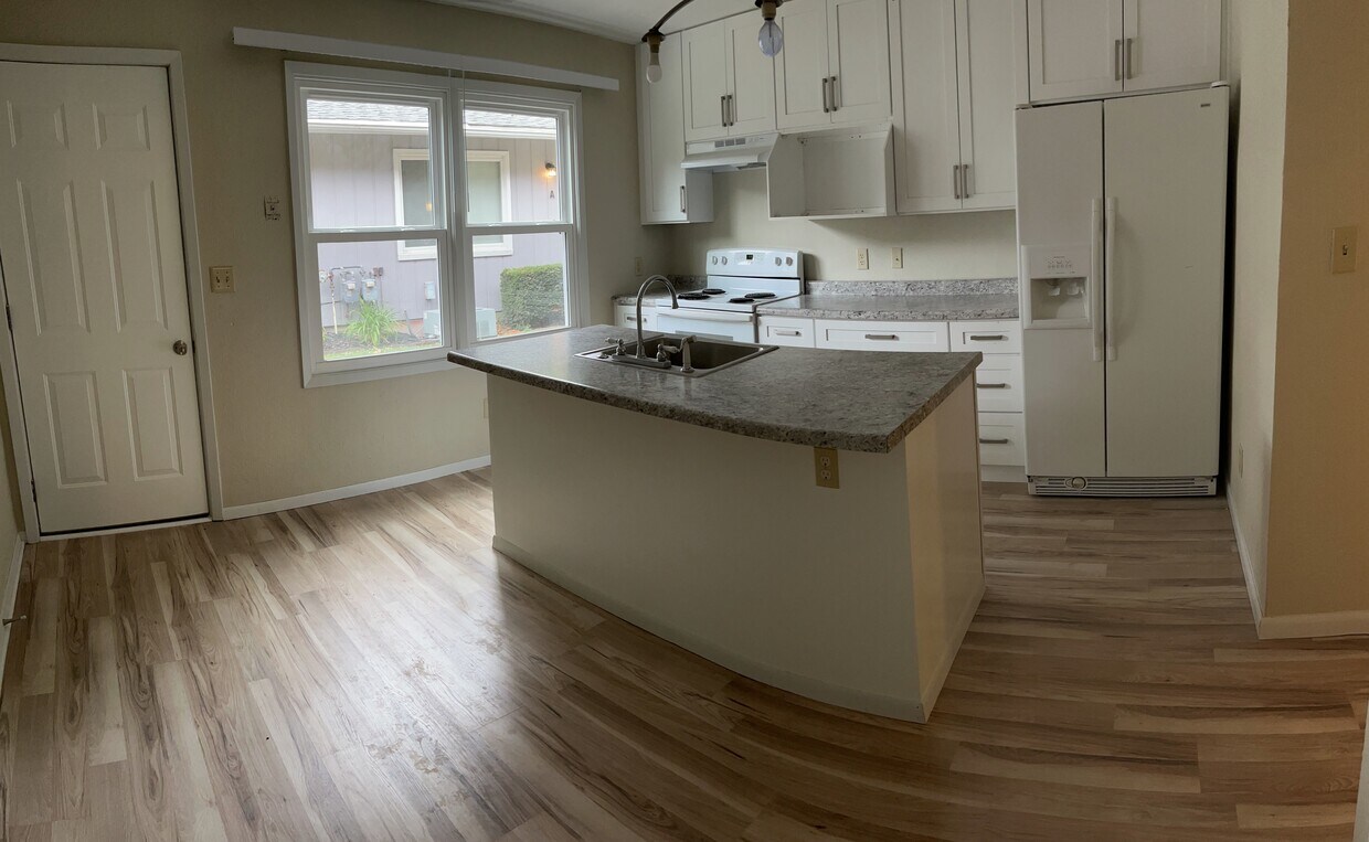 918 20th Ave Pl, Coralville, IA 52241 Townhome Rentals in Coralville