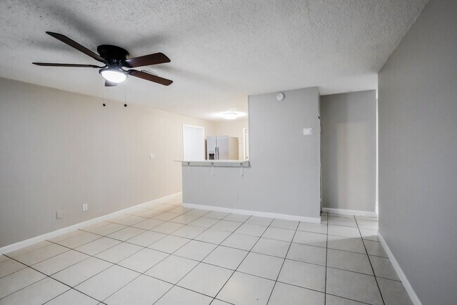 Foto del edificio - 3140 NE 10th Terrace