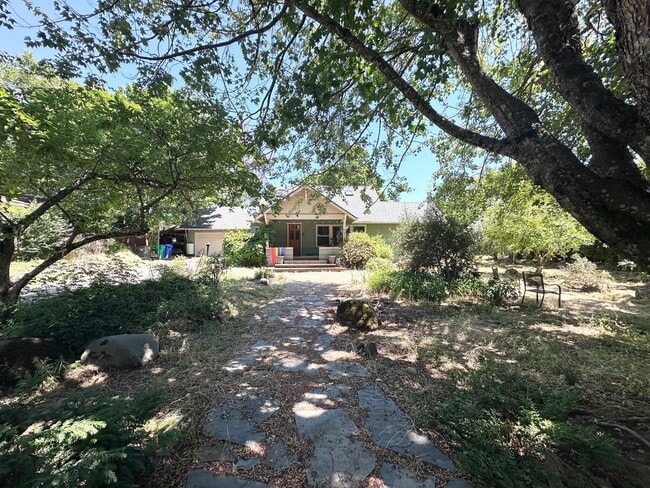 Photo - Cozy Studio-ADU in Maplewood Neighborhood! Apartment