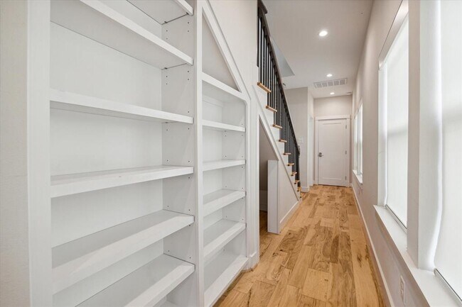 Foto del edificio - 4209 Billingsley St