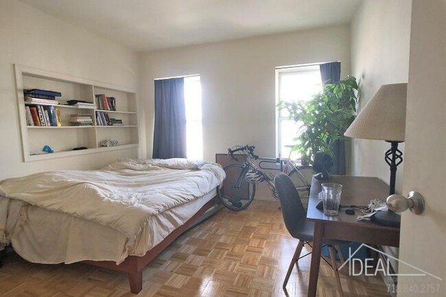 Foto del edificio - 2 bedroom in Brooklyn NY 11215