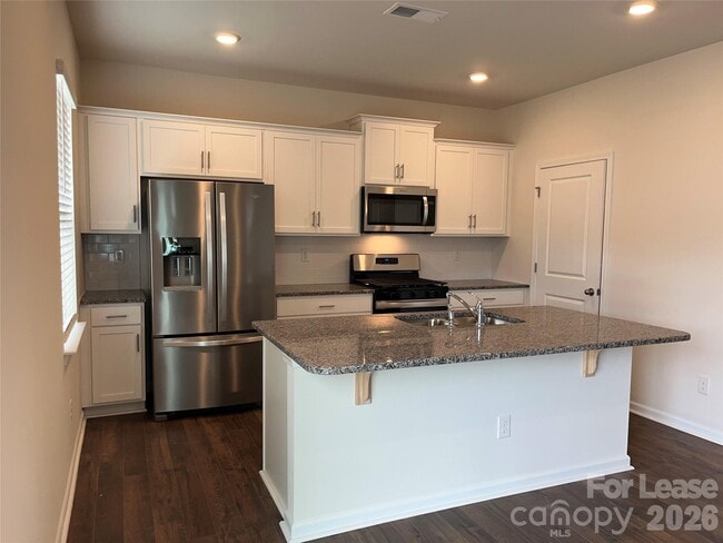 Building Photo - 119 Old Home Rd