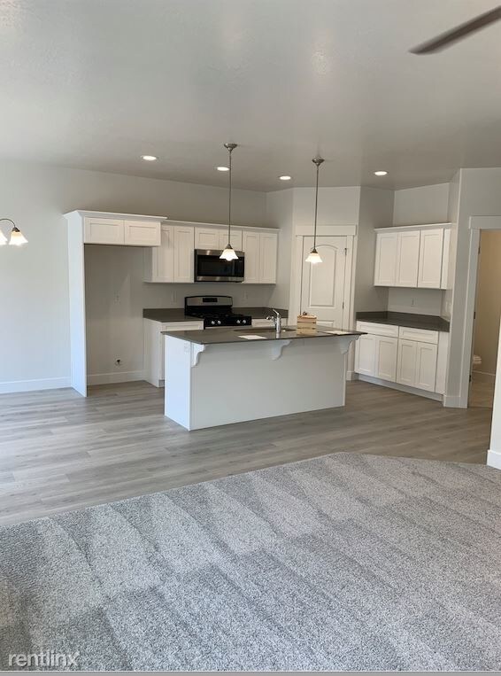 Building Photo - 3 br, 2.5 bath Townhome - 3740 W 2380 N