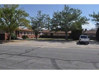 Primary Photo - 400 B St